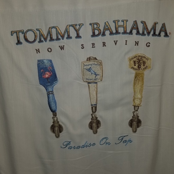 7 Medium Tommy Bahama Camp Shirts - Picture 1 of 8